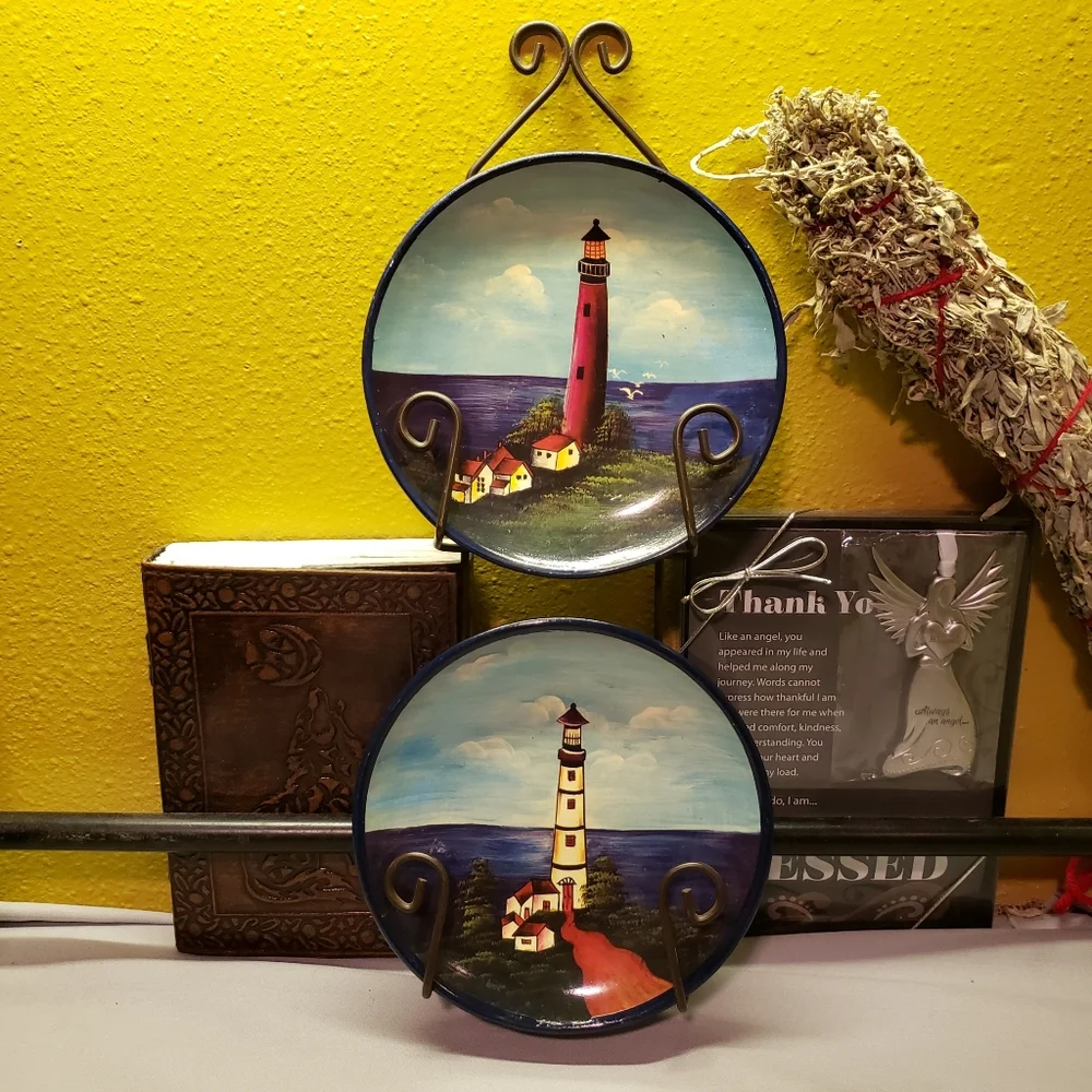 Vtg 2 Lighthouse Collector's Plates W/Wall Mount